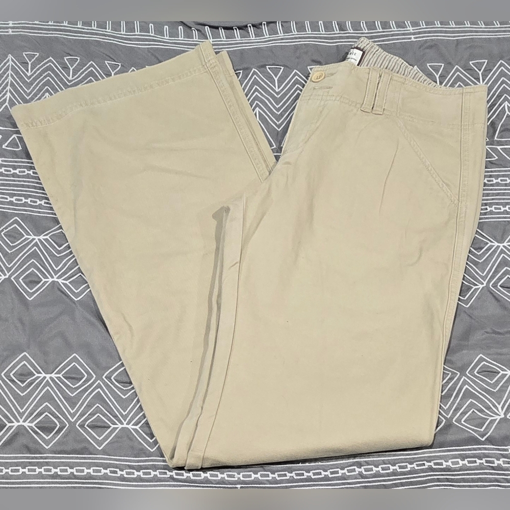 Abercrombie Bootcut Khaki Pants Size 8L